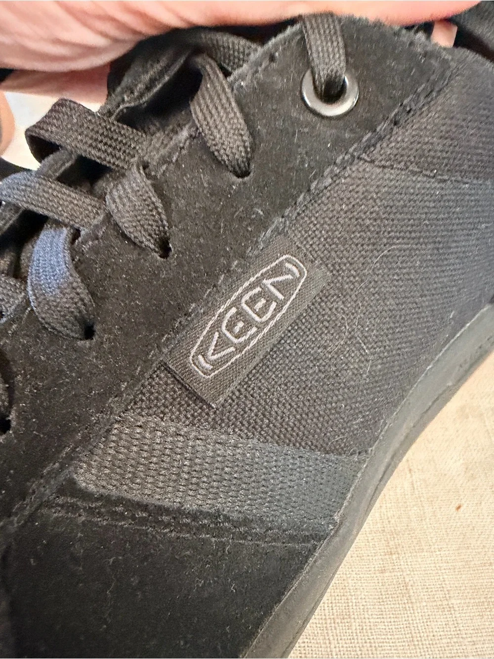 KEEN Utility carbon Toe Work Shoe Low Top Men’s Size 9EE Black